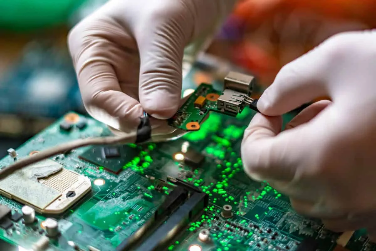 pcb assembly verification connector installation